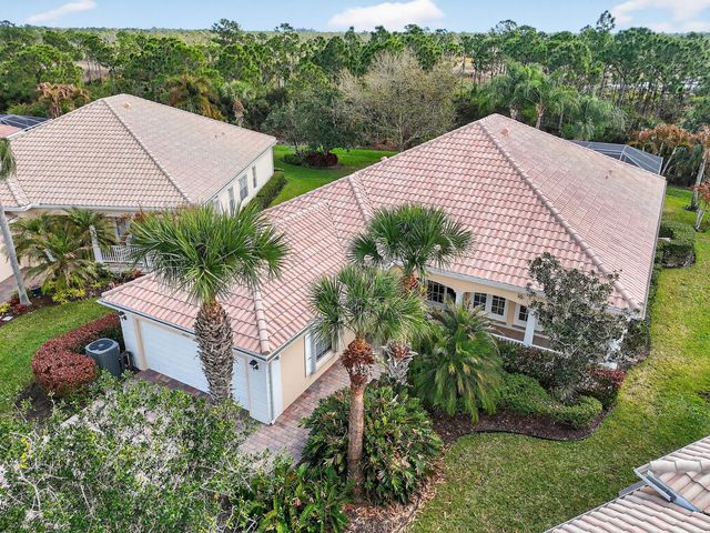 8681 SE Nicolete Lane, Hobe Sound, FL 33455