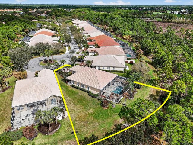 8681 SE Nicolete Lane, Hobe Sound, FL 33455