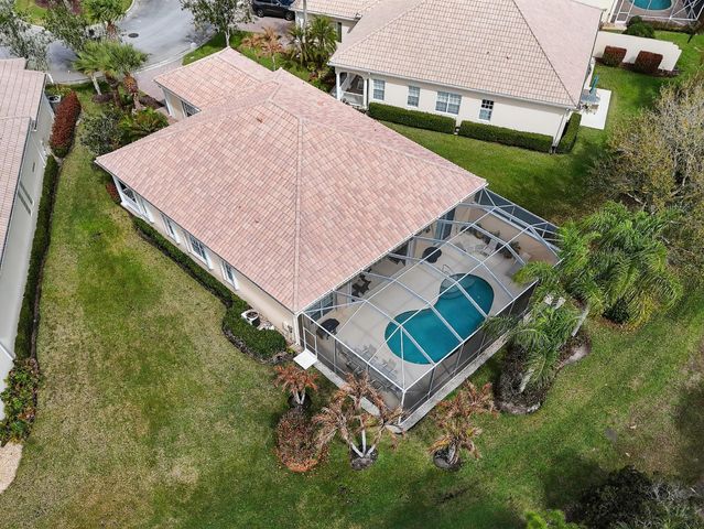 8681 SE Nicolete Lane, Hobe Sound, FL 33455