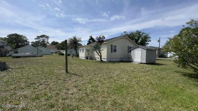413 Spartanburg Avenue, Carolina Beach, NC 28428