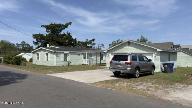 413 Spartanburg Avenue, Carolina Beach, NC 28428