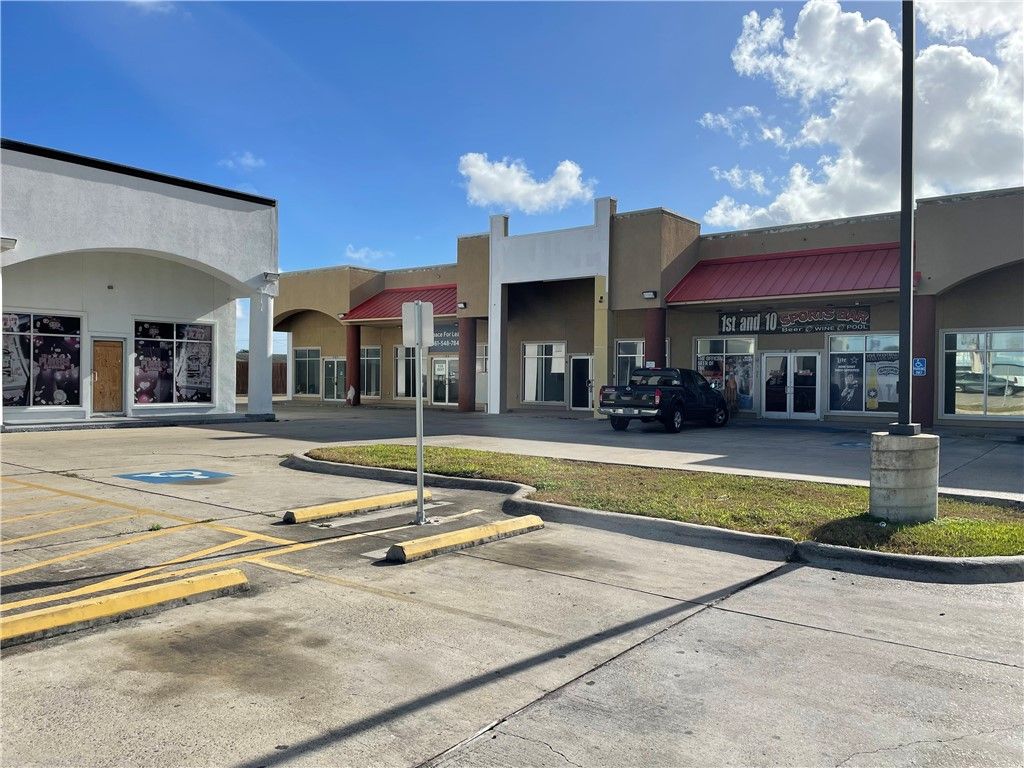3403 S Padre Island Dr 204, Corpus Christi, TX 78415 — photo 2