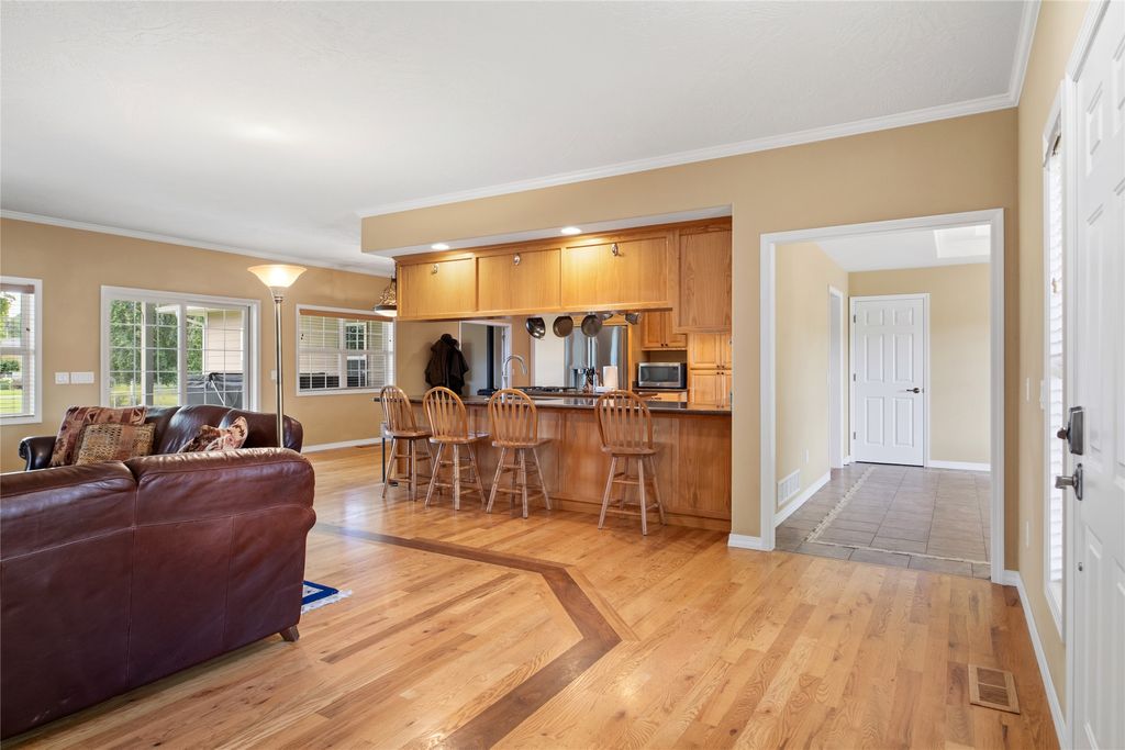 2292 Bald Eagle Close, Missoula, MT 59804 photo 3