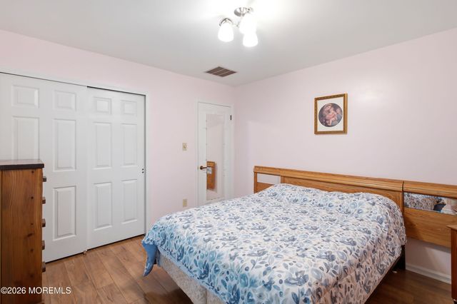 2175 Agincourt Road, Toms River, NJ 08755