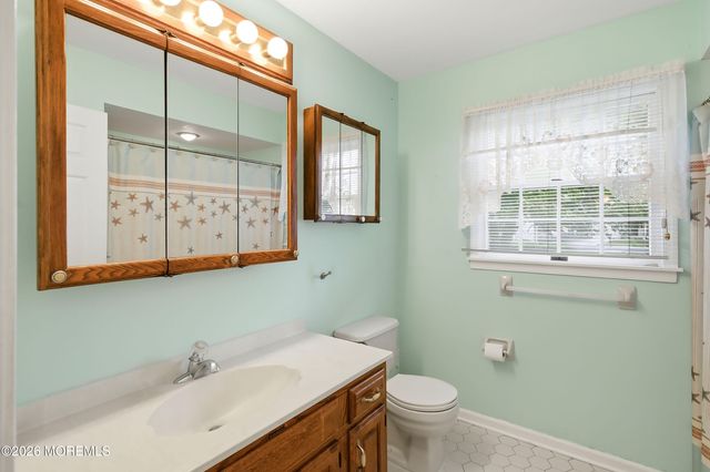 2175 Agincourt Road, Toms River, NJ 08755