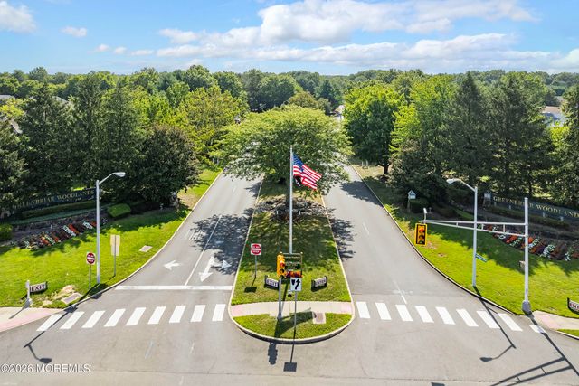 2175 Agincourt Road, Toms River, NJ 08755