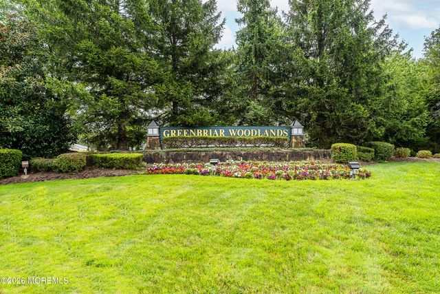 2175 Agincourt Road, Toms River, NJ 08755