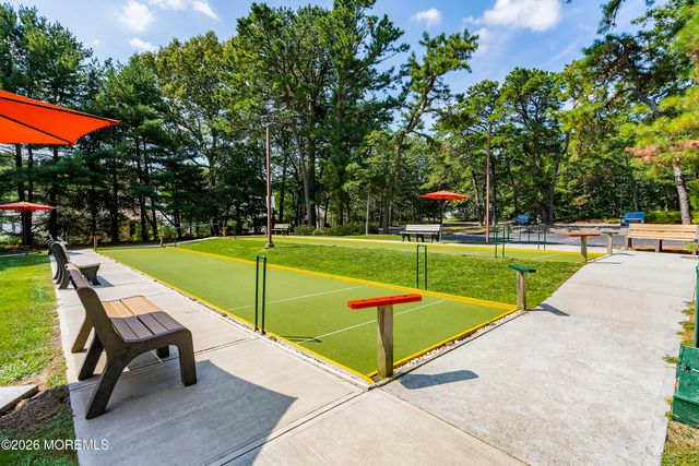 2175 Agincourt Road, Toms River, NJ 08755