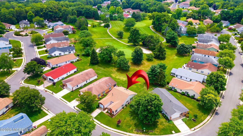 2175 Agincourt Road, Toms River, NJ 08755