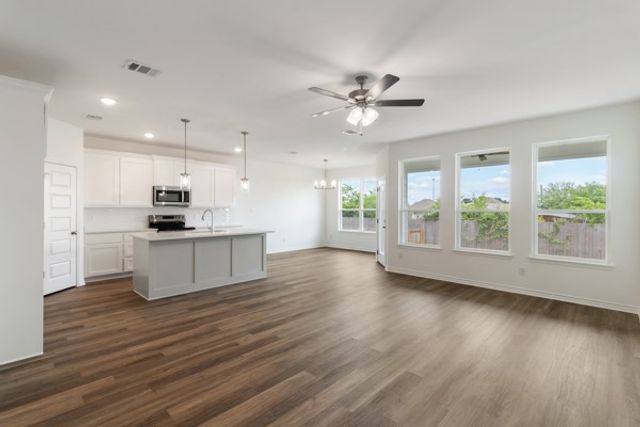 1904 Stubbs Drive, Bryan, TX 77807