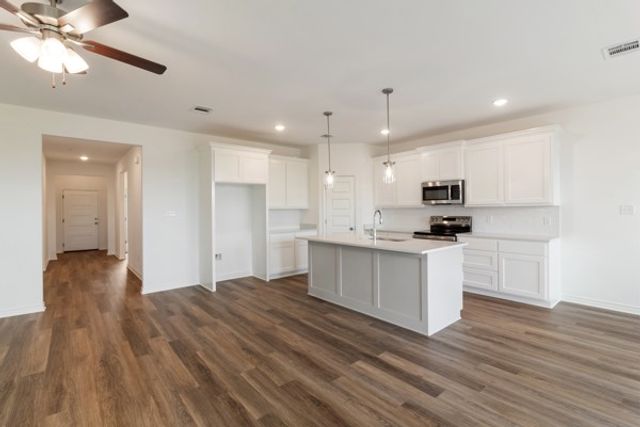 1904 Stubbs Drive, Bryan, TX 77807