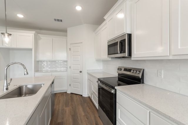1904 Stubbs Drive, Bryan, TX 77807
