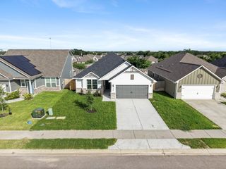 1904 Stubbs Drive, Bryan, TX 77807