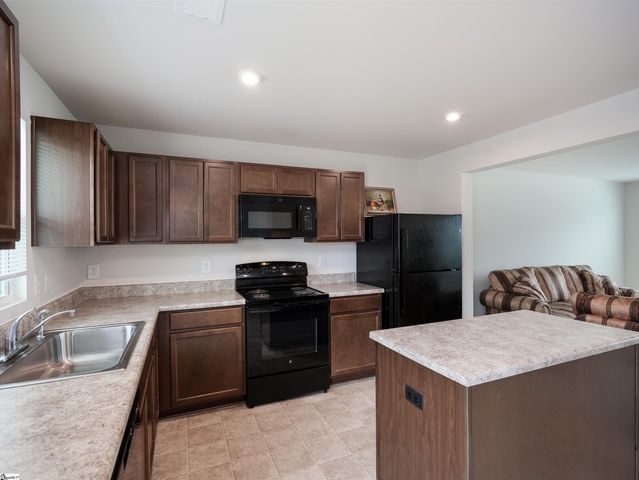 8 Verdant Leaf Way, Greenville, SC 29617