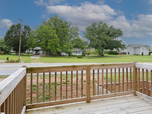 8 Verdant Leaf Way, Greenville, SC 29617