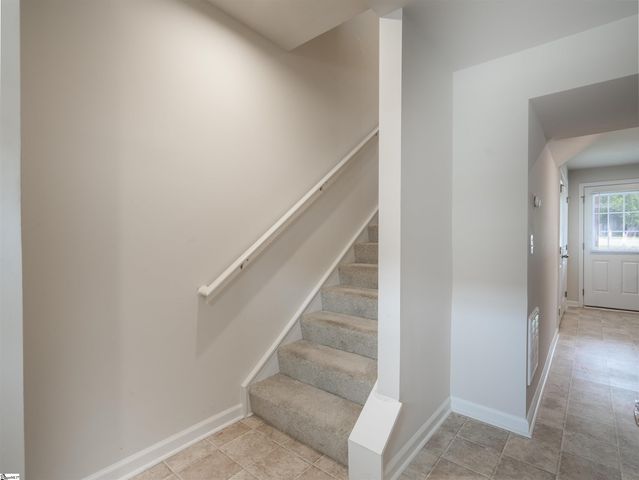 8 Verdant Leaf Way, Greenville, SC 29617