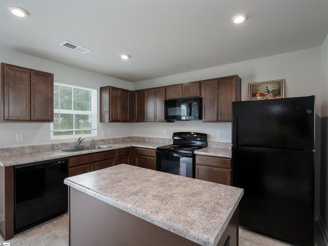 8 Verdant Leaf Way, Greenville, SC 29617