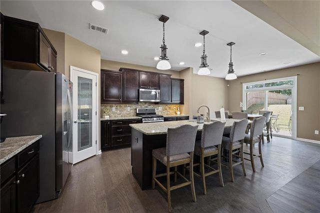 90 Floating Leaf Way, Dallas, GA 30132