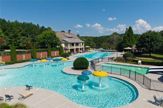 90 Floating Leaf Way, Dallas, GA 30132