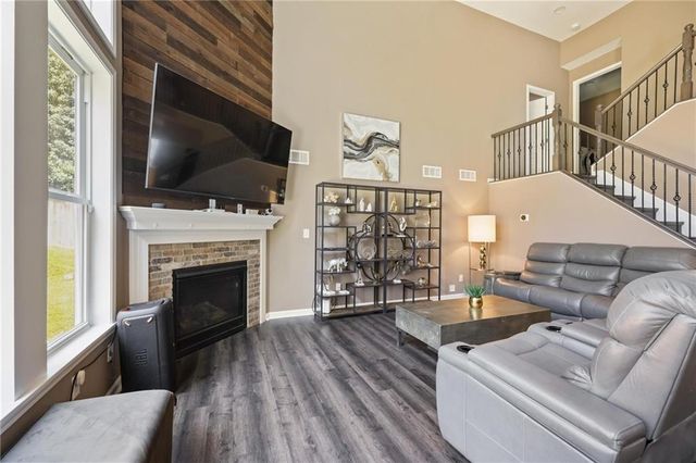 90 Floating Leaf Way, Dallas, GA 30132