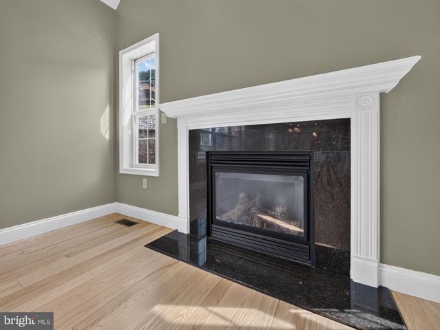 649 S READING AVE, Boyertown, PA 19512
