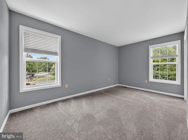 649 S READING AVE, Boyertown, PA 19512