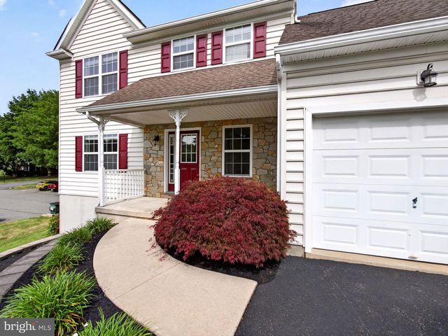 649 S READING AVE, Boyertown, PA 19512