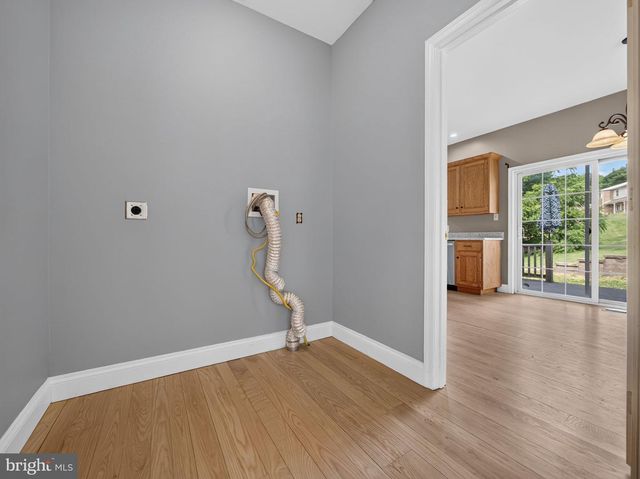 649 S READING AVE, Boyertown, PA 19512