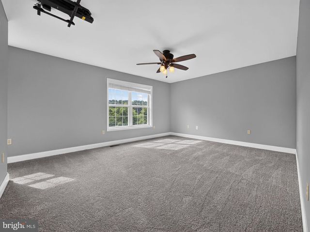 649 S READING AVE, Boyertown, PA 19512