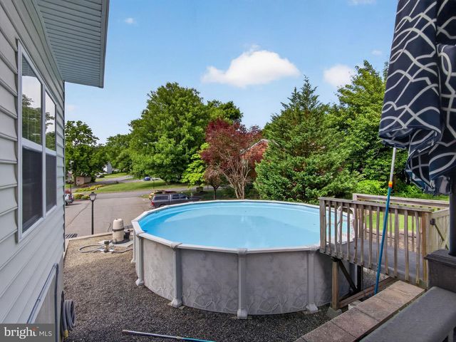 649 S READING AVE, Boyertown, PA 19512