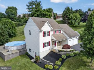 649 S READING AVE, Boyertown, PA 19512