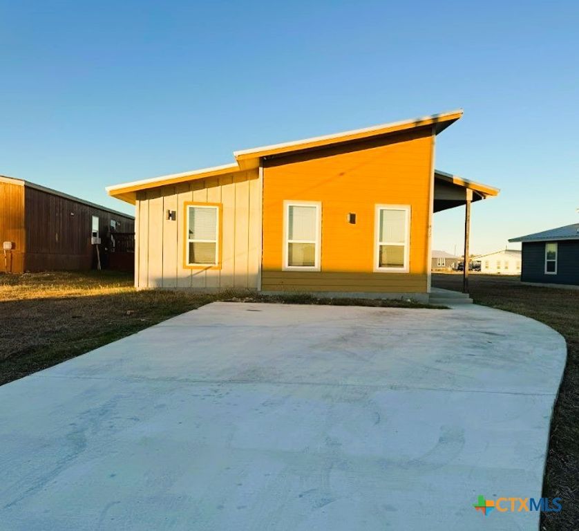 427 Pintail Loop, San Marcos, TX 78666