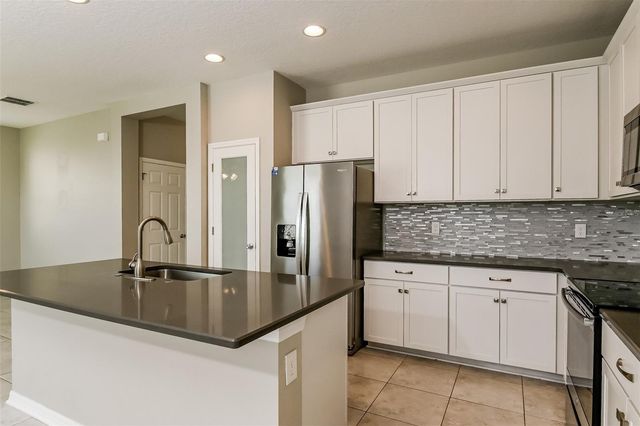 10313 BERRYESSA AVENUE, Riverview, FL 33578