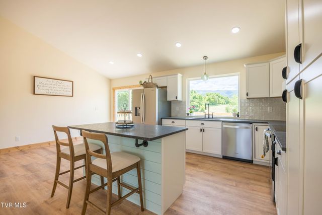 320 Deerwood Road, Greeneville, TN 37743