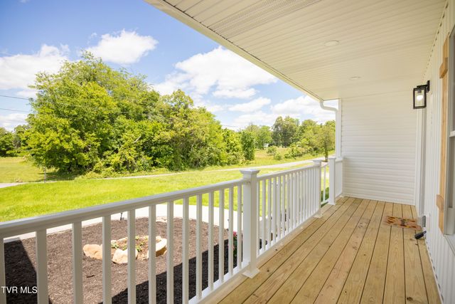 320 Deerwood Road, Greeneville, TN 37743