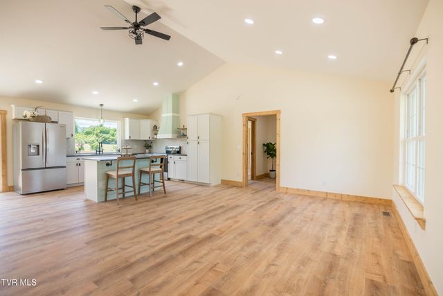 320 Deerwood Road, Greeneville, TN 37743