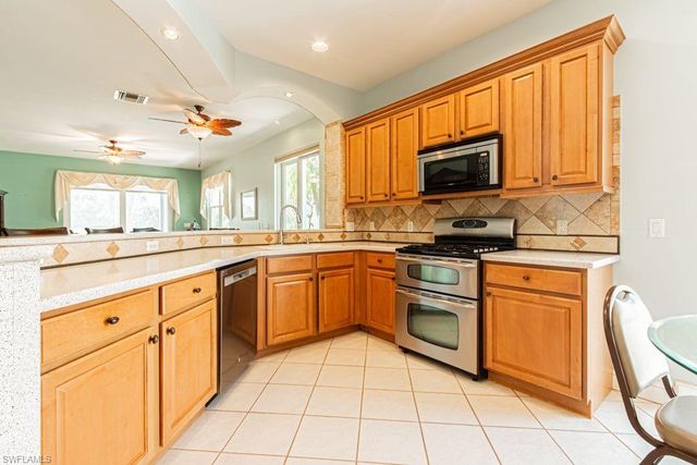 10581 Avila CIR, Fort Myers, FL 33913