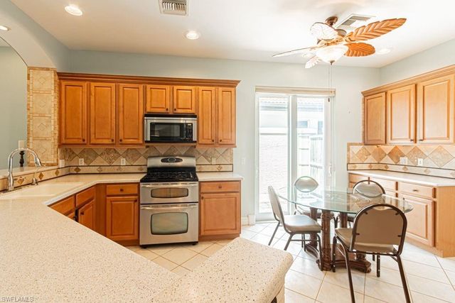 10581 Avila CIR, Fort Myers, FL 33913