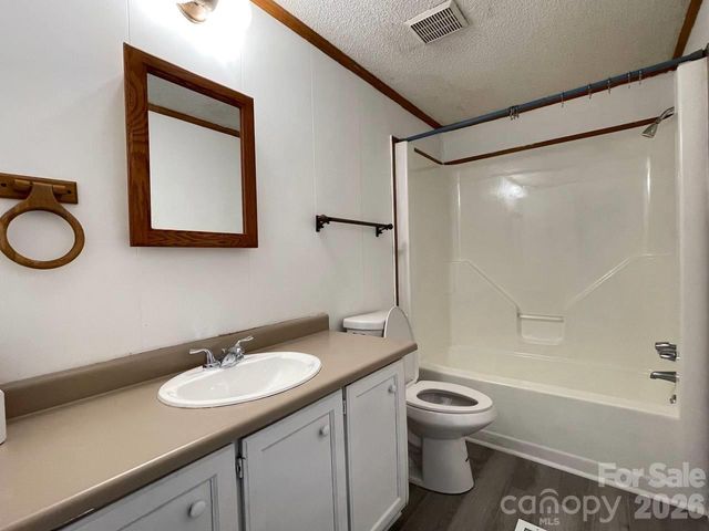 4810 Stratford Lane, Denver, NC 28037