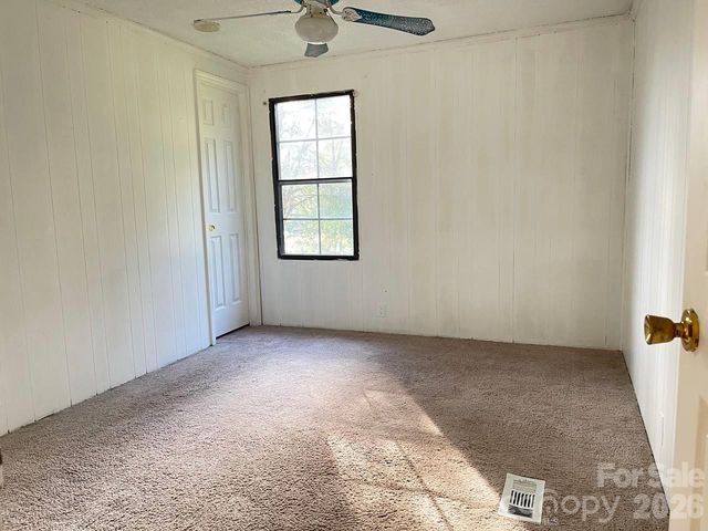 4810 Stratford Lane, Denver, NC 28037