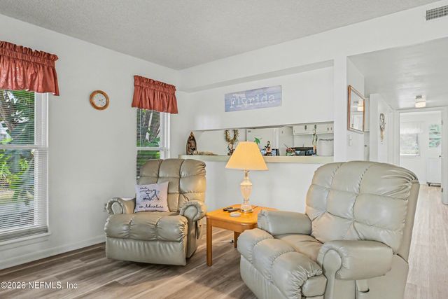 115 RIVER BEND Place C, Welaka, FL 32193