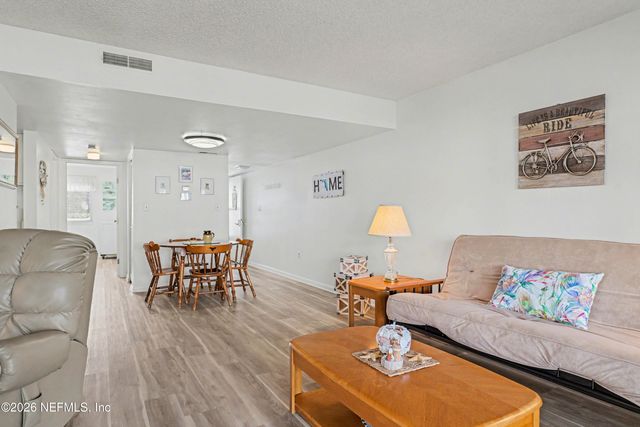 115 RIVER BEND Place C, Welaka, FL 32193