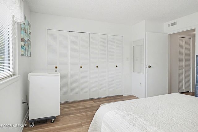 115 RIVER BEND Place C, Welaka, FL 32193