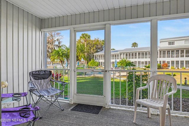 115 RIVER BEND Place C, Welaka, FL 32193