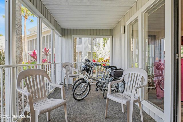 115 RIVER BEND Place C, Welaka, FL 32193