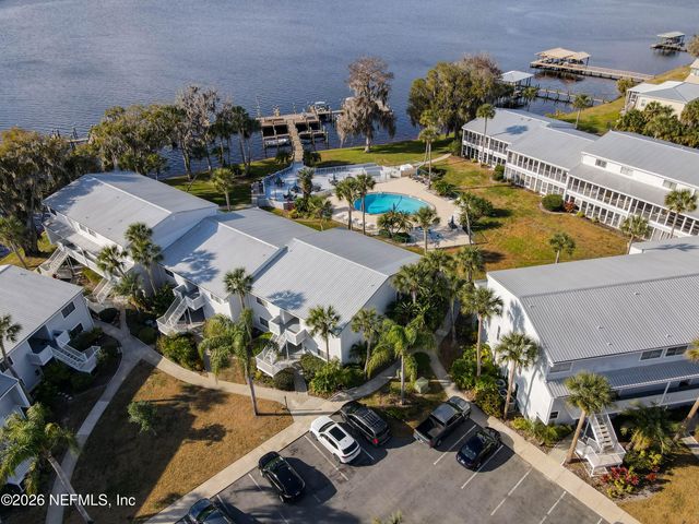 115 RIVER BEND Place C, Welaka, FL 32193