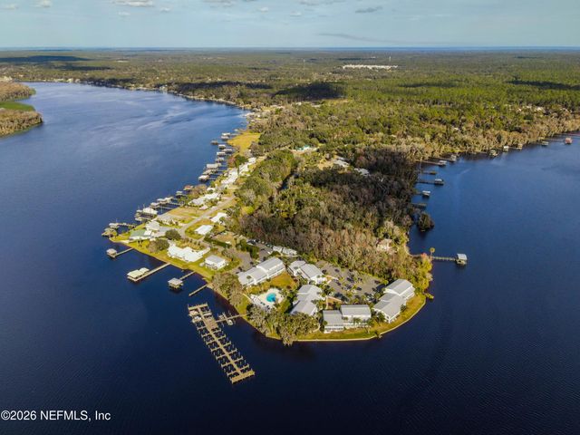 115 RIVER BEND Place C, Welaka, FL 32193