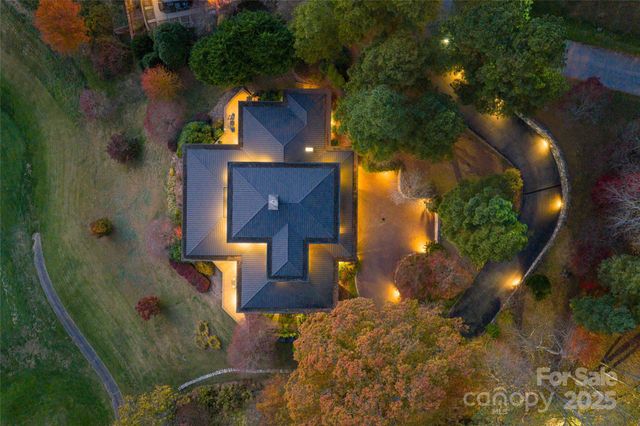 820 Laurel Ridge Drive, Waynesville, NC 28786