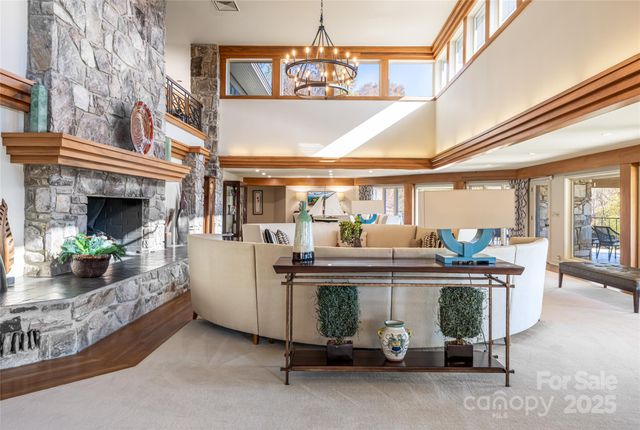 820 Laurel Ridge Drive, Waynesville, NC 28786