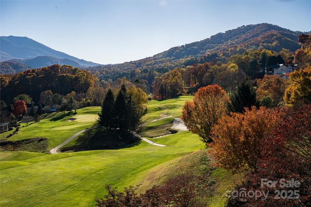 820 Laurel Ridge Drive, Waynesville, NC 28786